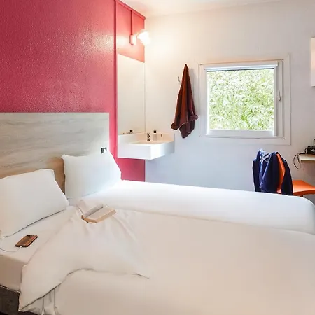 Otel Hotelf1 Cdg Pn2