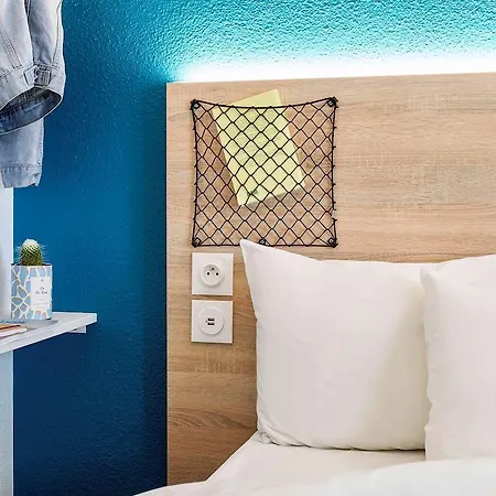 Hotelf1 Cdg Pn2 Otel *