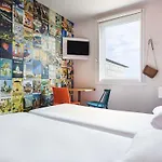 Hotel Hotelf1 Cdg Pn2 *