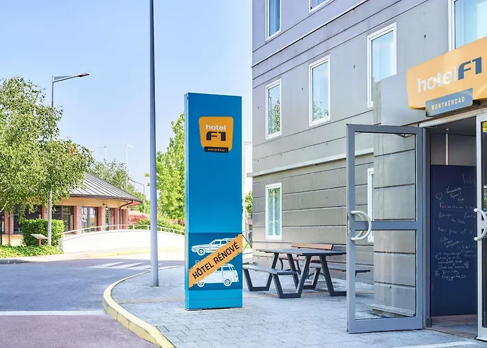 Hotel Hotelf1 Cdg Pn2