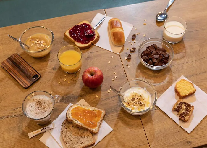 Hotel Hotelf1 Cdg Pn2 *