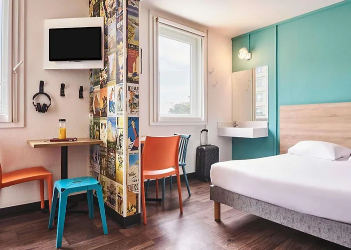 Hotelf1 Cdg Pn2 Hotel