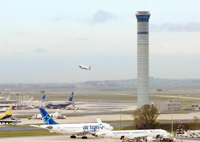 Hotel Hotelf1 Cdg Pn2 Roissy-en-France