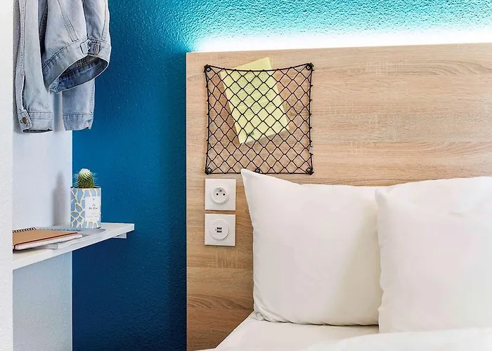 Hotelf1 Cdg Pn2 Hotel *